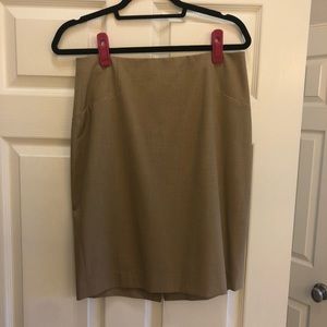 The limited pencil skirt